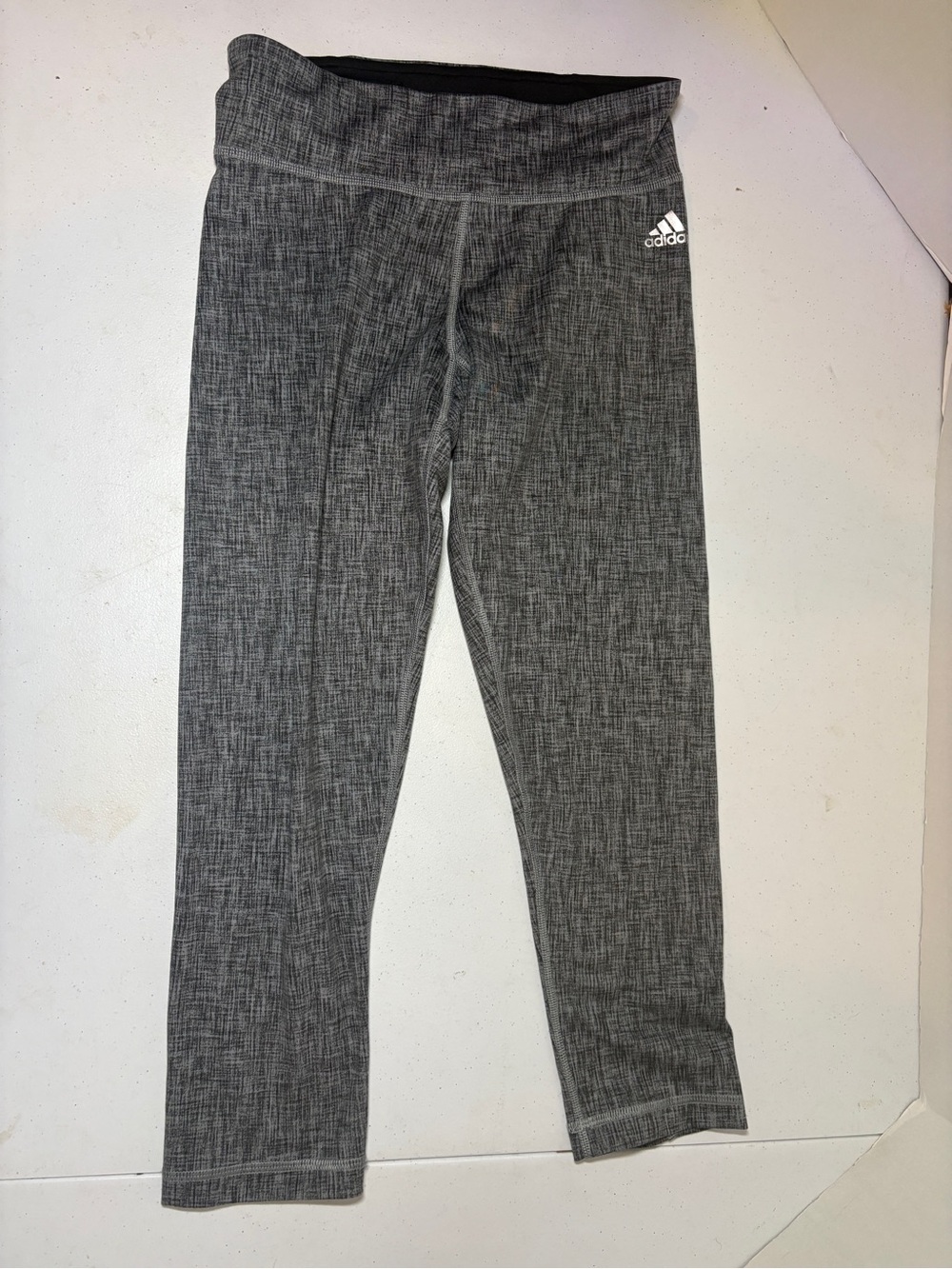 Adidas Women’s Heathered Gray Athletic Climalite Capri‎ Leggings